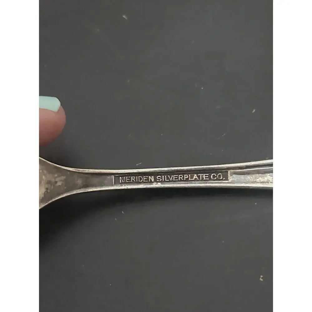 N/A vintage meriden